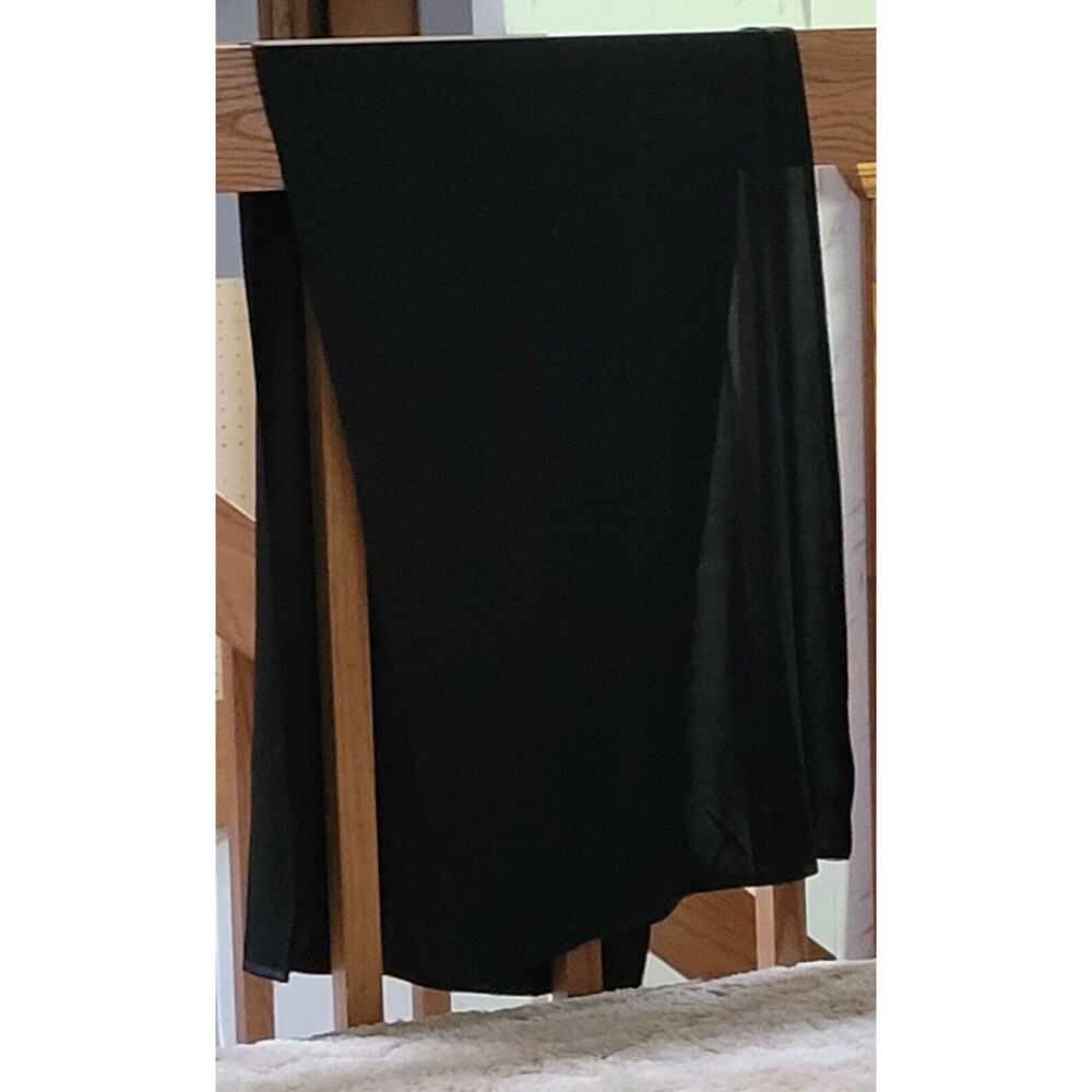 MAGELLAN'S Travel/Packable Black Shawl/Wrap 22"x72" Folds down to 7"X5"X2" Pouch - Picture 9 of 9
